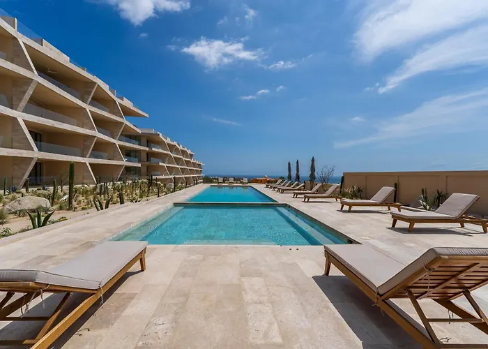 Mistiq Penthouse Private Rooftop Deck & Pool *