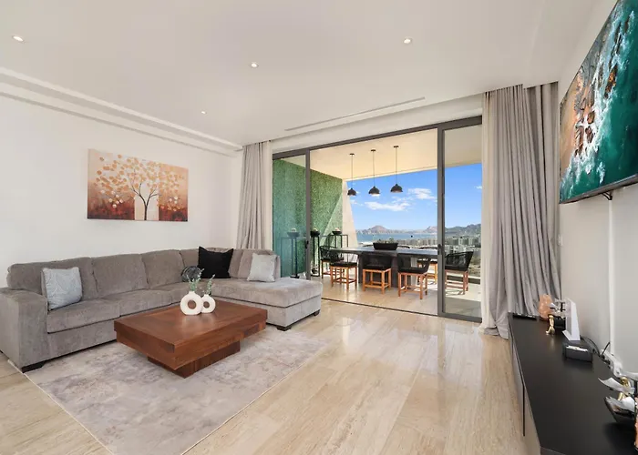 Mistiq Penthouse Private Rooftop Deck & Pool Ferienhaus *