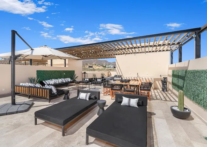 Ferienhaus Mistiq Penthouse Private Rooftop Deck & Pool
